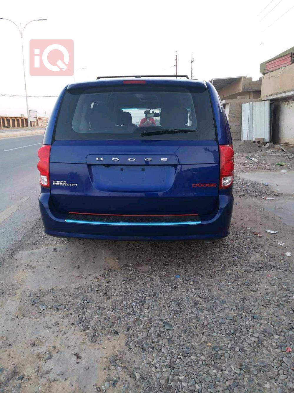 دودج كارافان